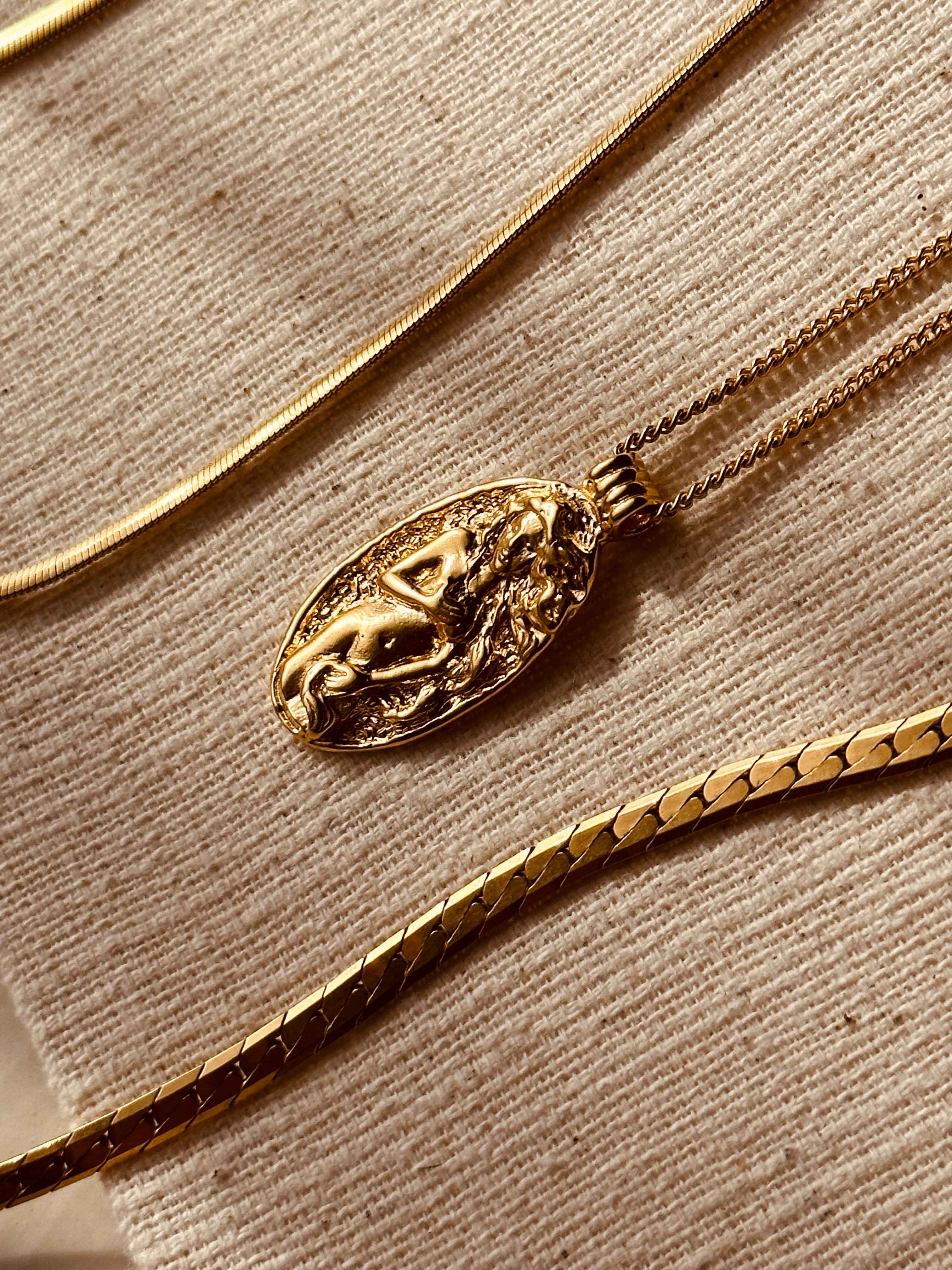 Venus Necklace