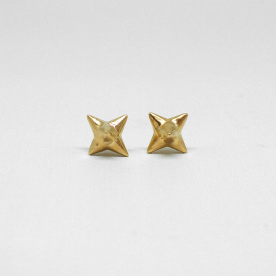 Delta Studs