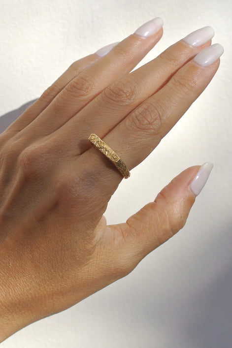 Umbra Ring